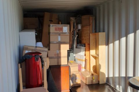How Much Fits In A 20ft Container?